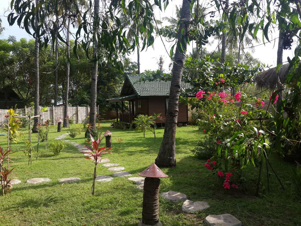 Oasi Bungalows Otel Gili Air Dış mekan fotoğraf