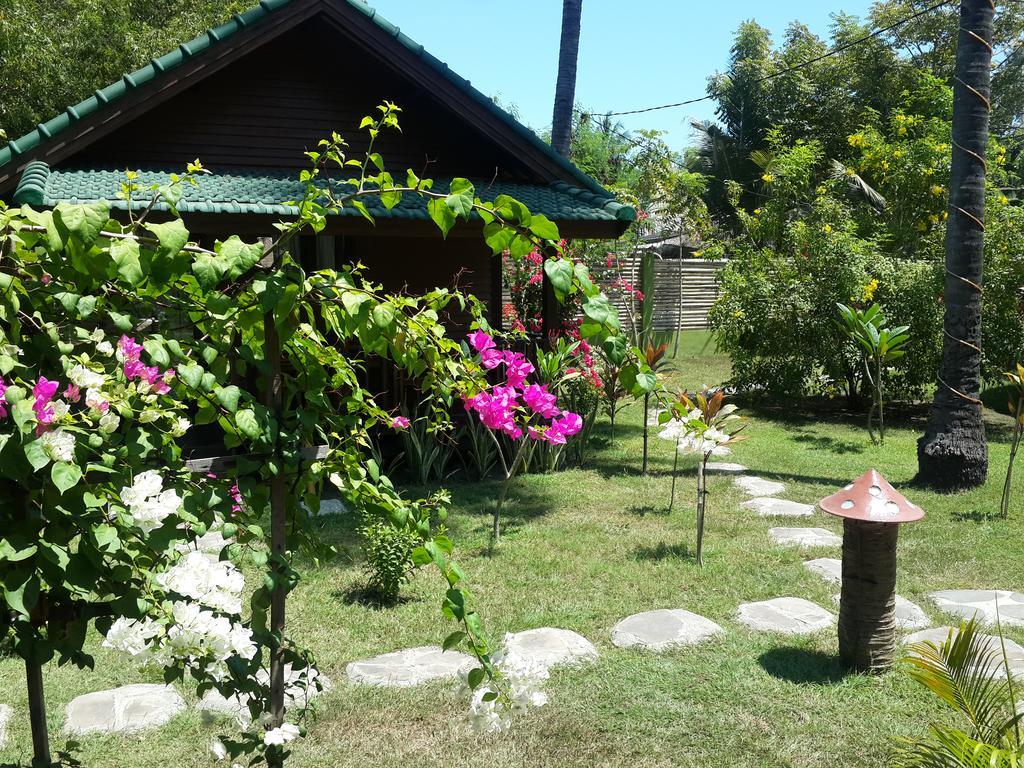 Oasi Bungalows Otel Gili Air Dış mekan fotoğraf