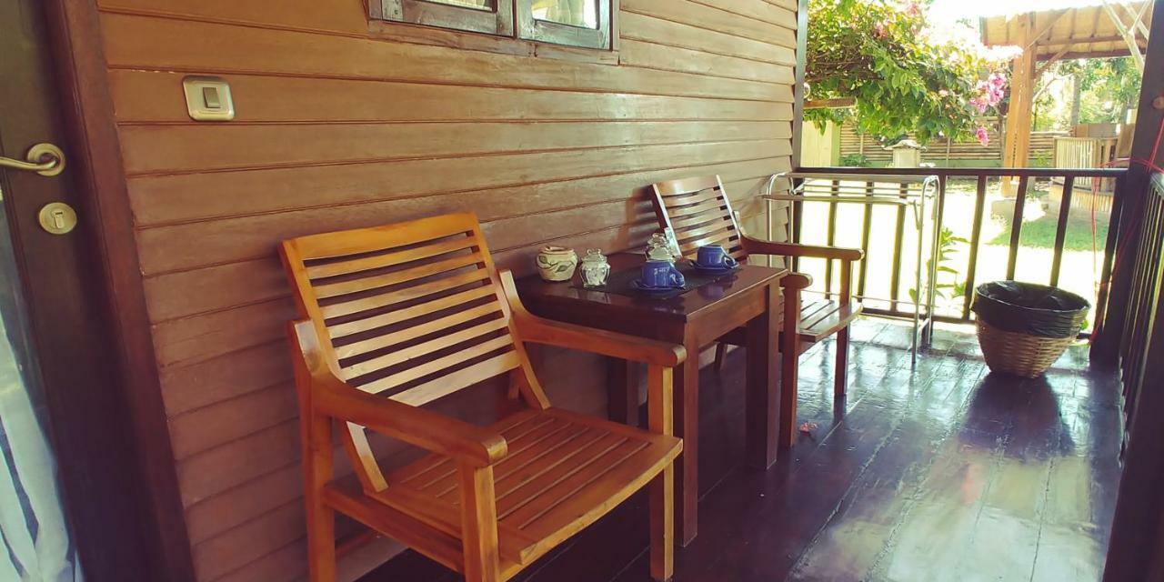 Oasi Bungalows Otel Gili Air Dış mekan fotoğraf